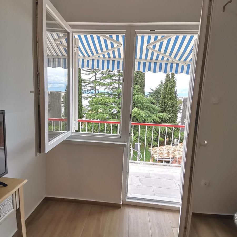 Apartments House Pinezic Малинска Екстериор снимка