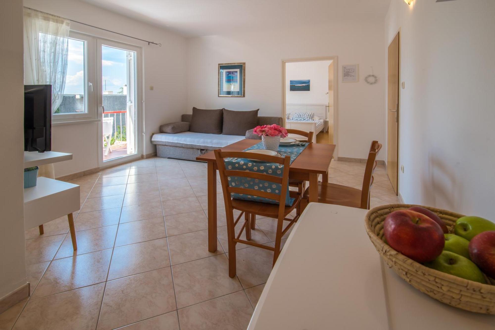 Apartments House Pinezic Малинска Екстериор снимка
