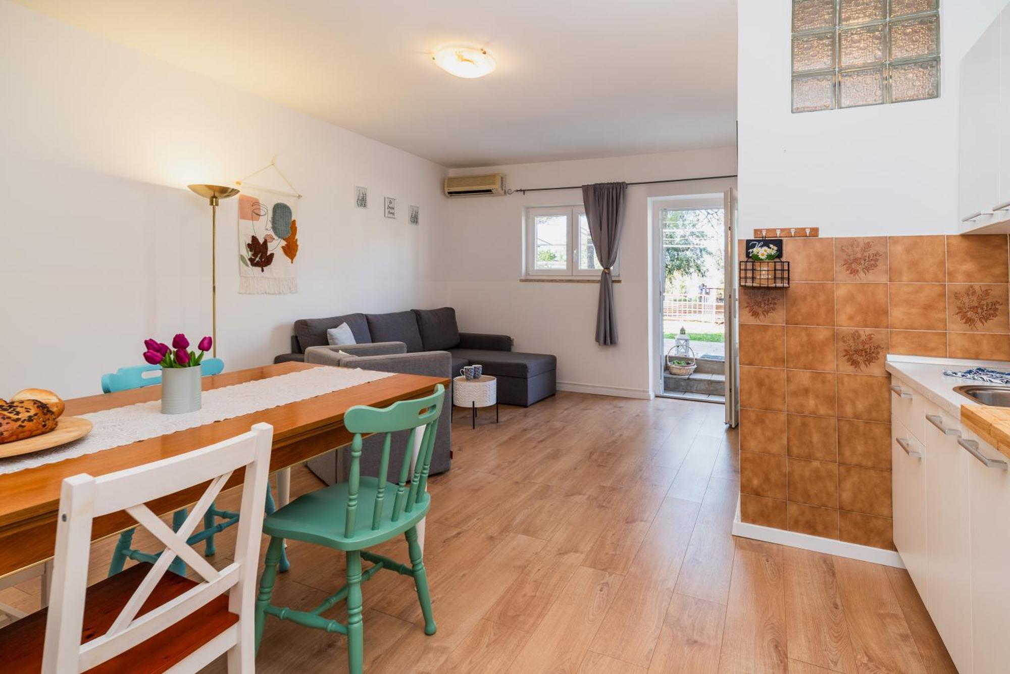 Apartments House Pinezic Малинска Екстериор снимка