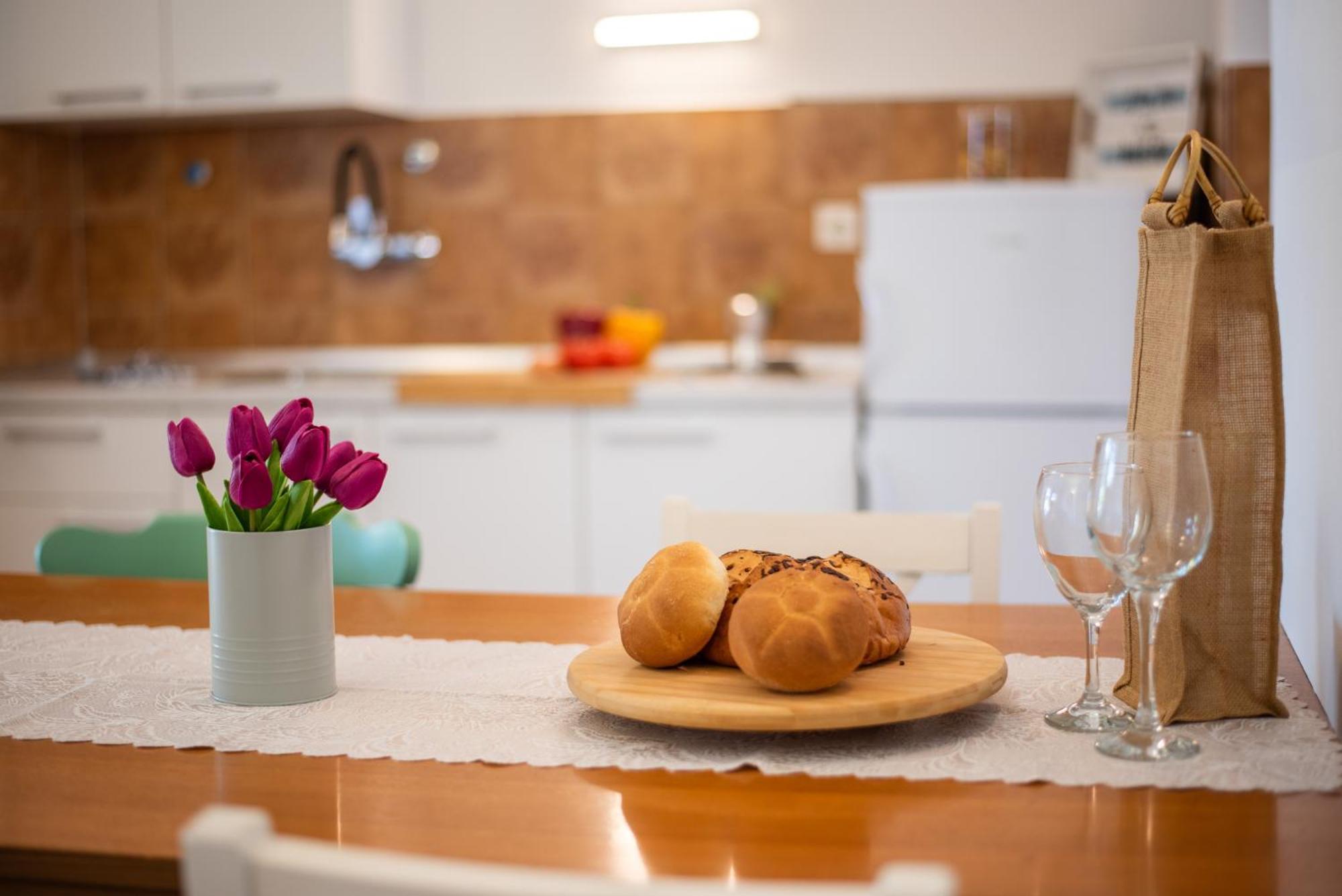Apartments House Pinezic Малинска Стая снимка