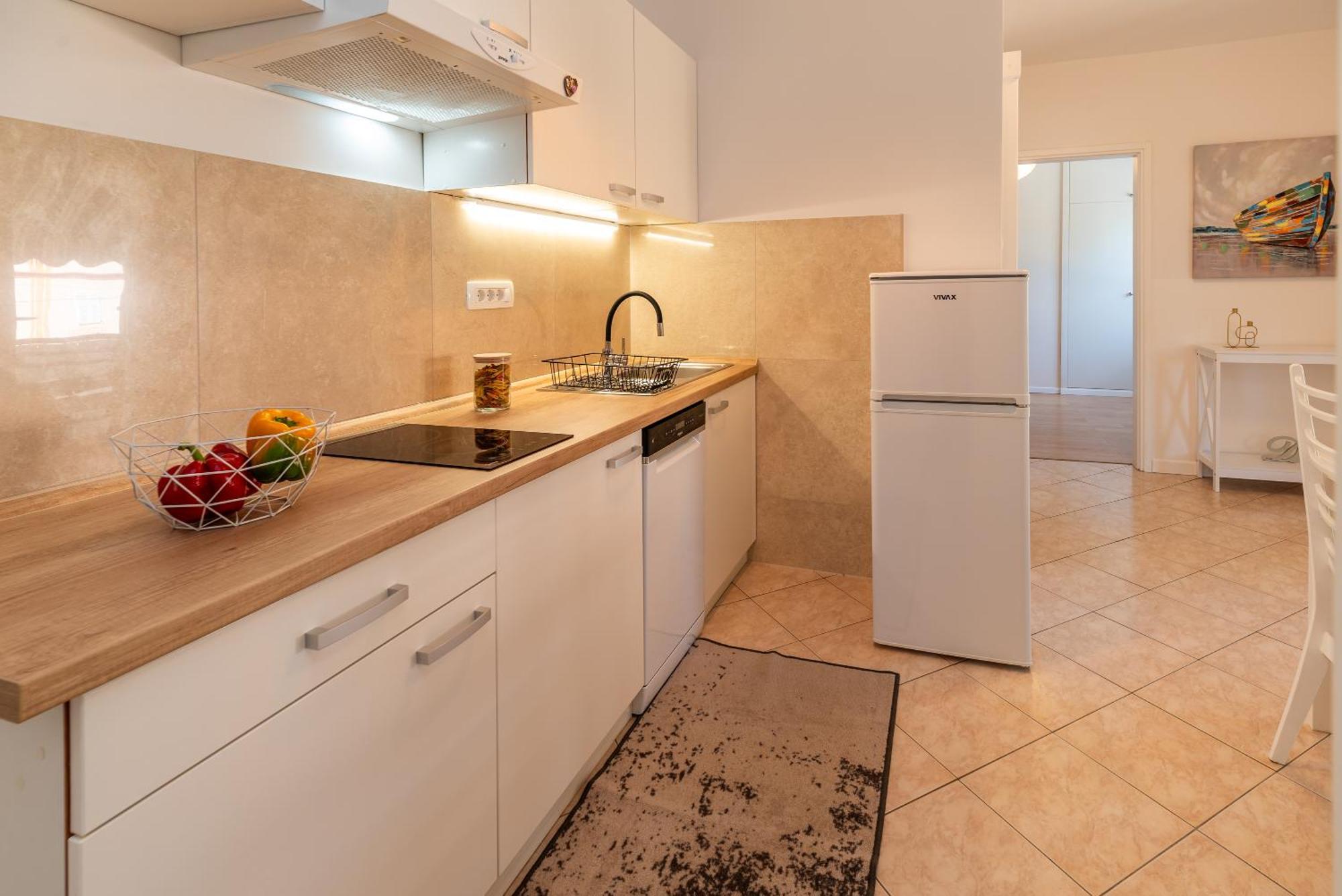 Apartments House Pinezic Малинска Екстериор снимка