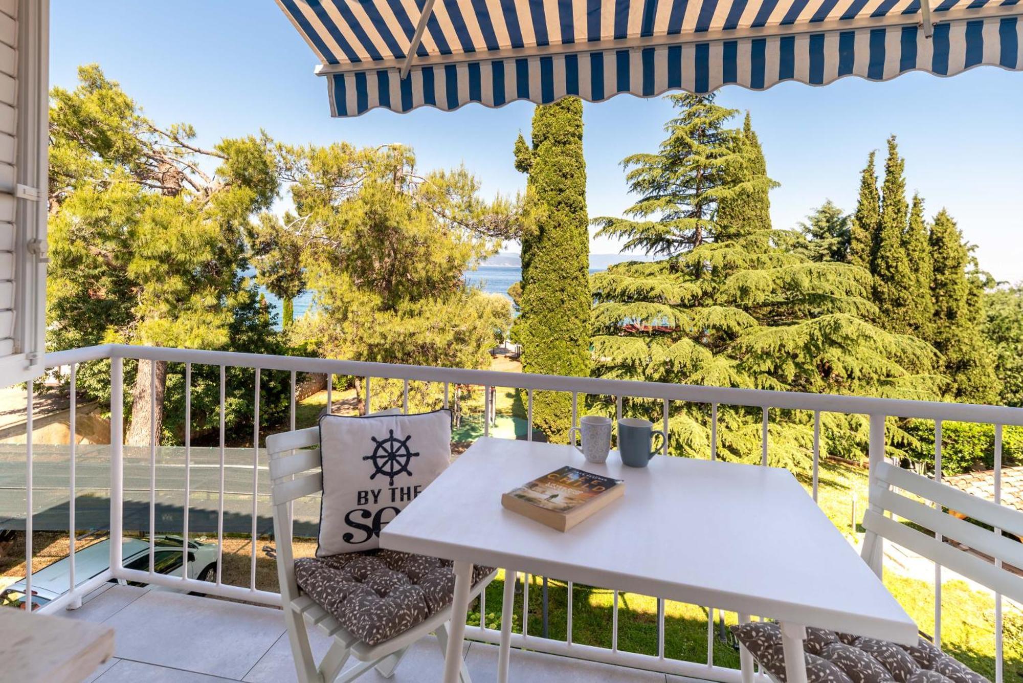 Apartments House Pinezic Малинска Екстериор снимка