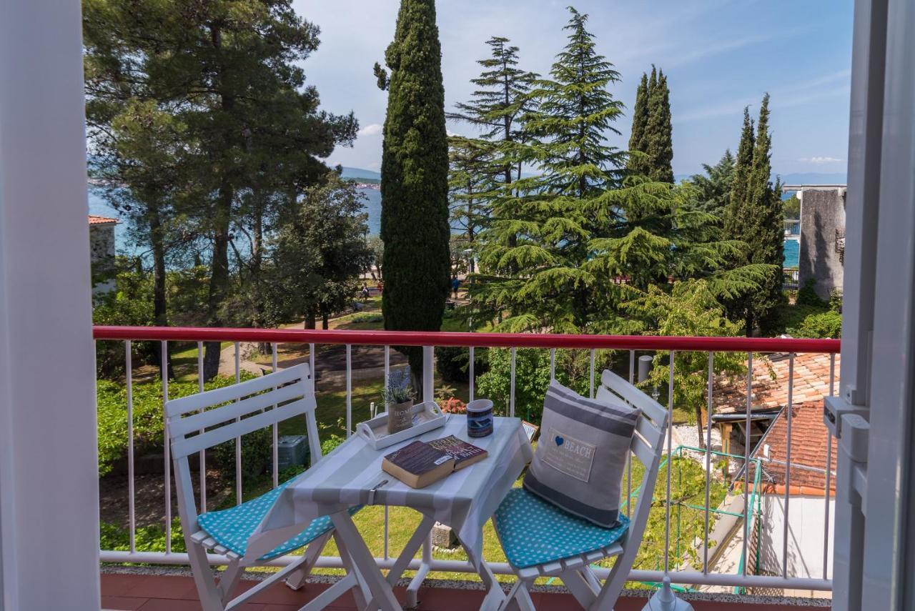 Apartments House Pinezic Малинска Екстериор снимка